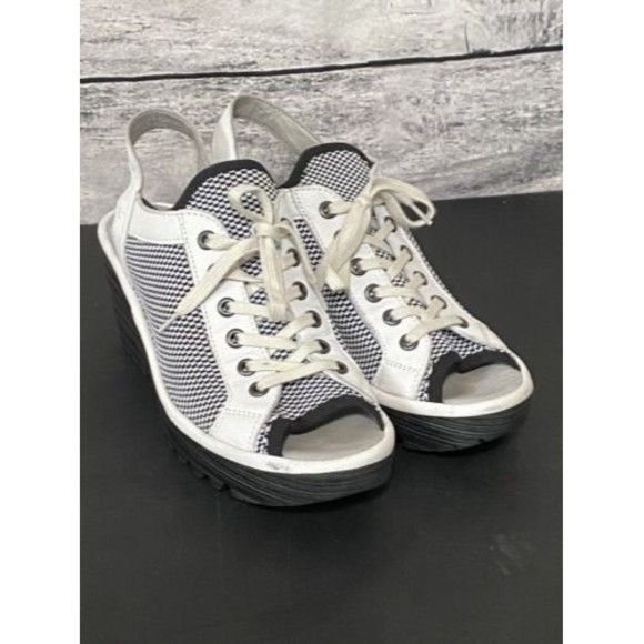 Fly London Yedu Platform size 8B Lace up Wedge Heel Women’s Shoes White Black - Picture 3 of 12